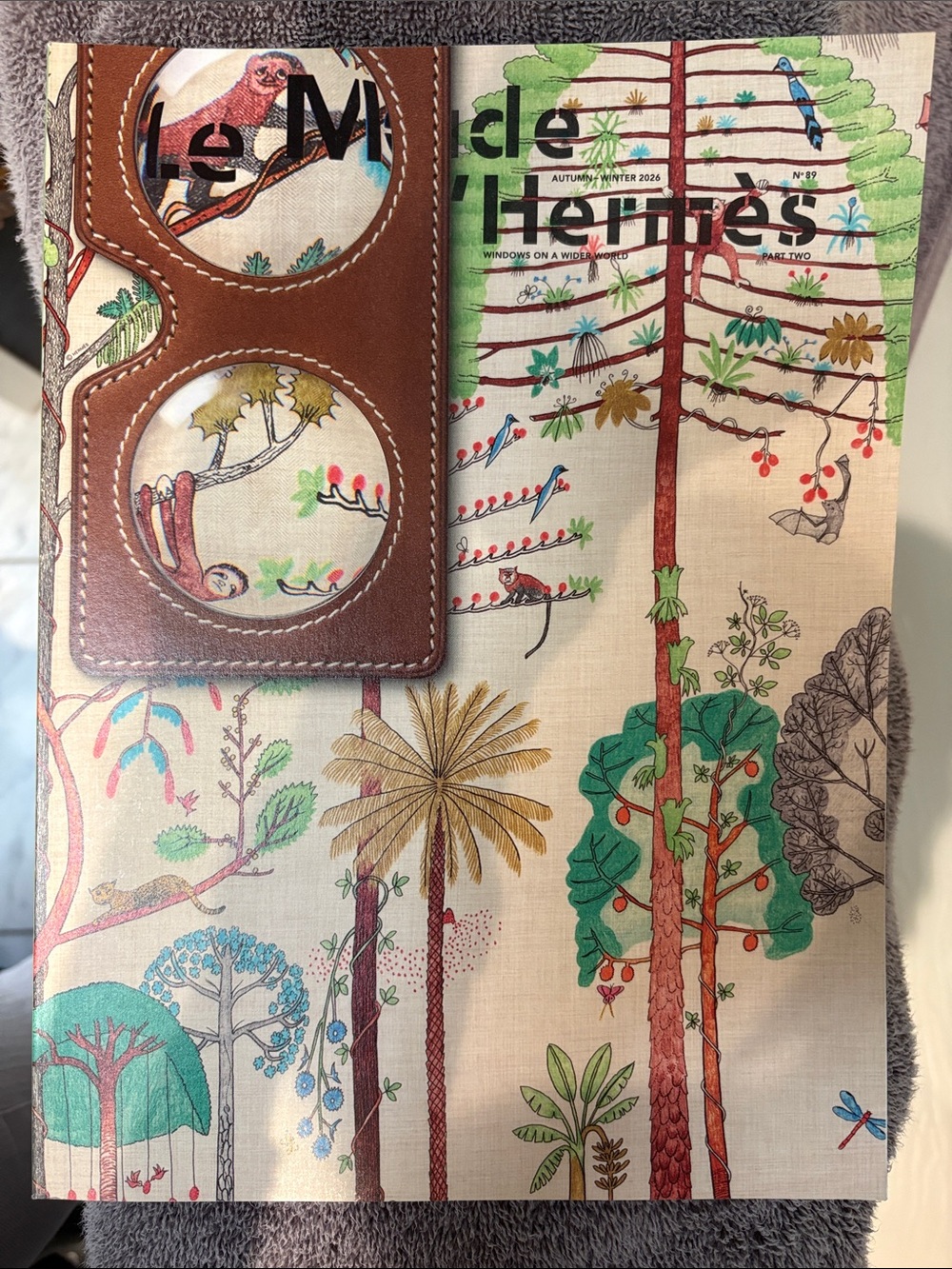 Hermes Printed Folio Autumn-Winter 2026— Multicolor Nature Print catalogue.